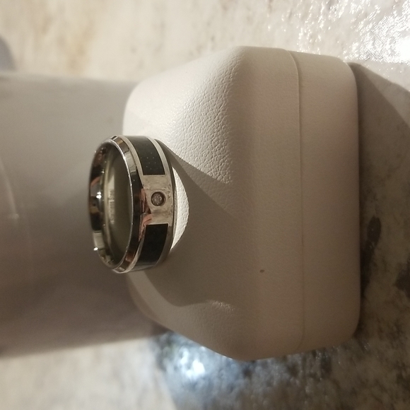 Men's ring - Picture 1 of 3